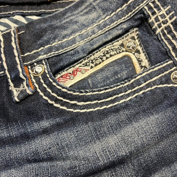 Rock Revival Capris - Size 30 - Worn once/Like brand new - Picture 5 of 12